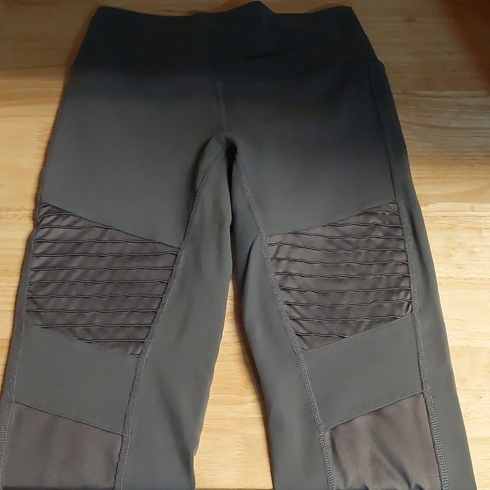 ALO YOGA | gray moto leggings Medium